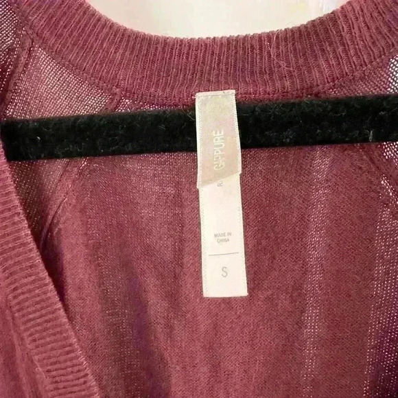 GAP PURE long sleeve burgundy v neck - small - Picture 4 of 7